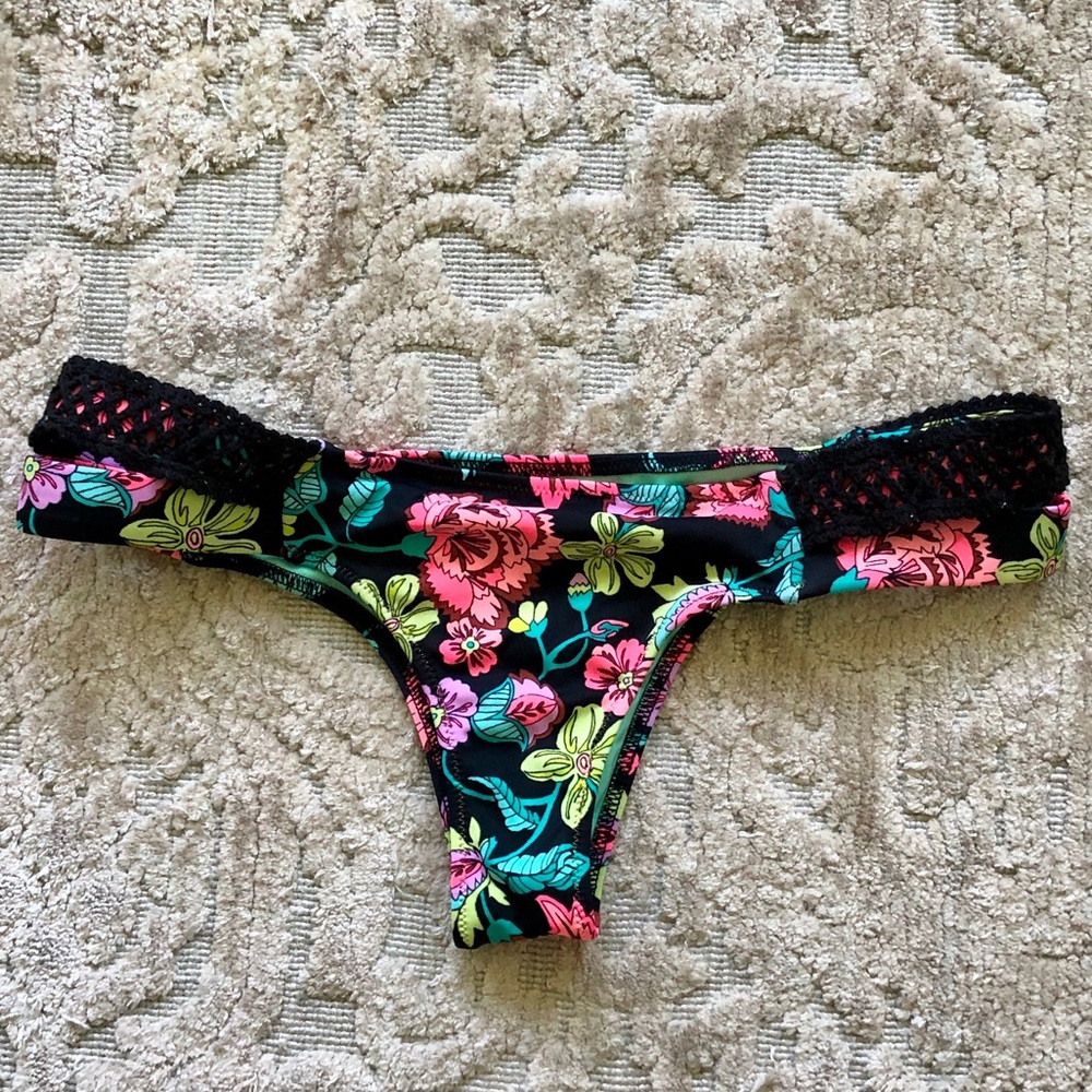 Floral Cheeky Bikini Bottoms